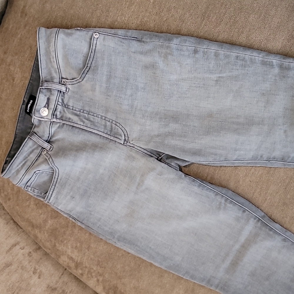 Express Curvy Skinny High Rise Jeans - Picture 2 of 15
